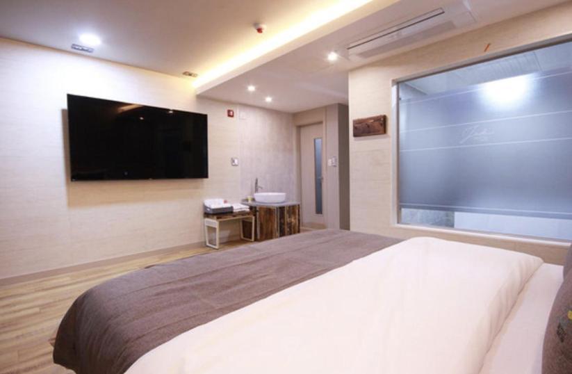 Jade Hotel Ilsan Ni Rom bilde
