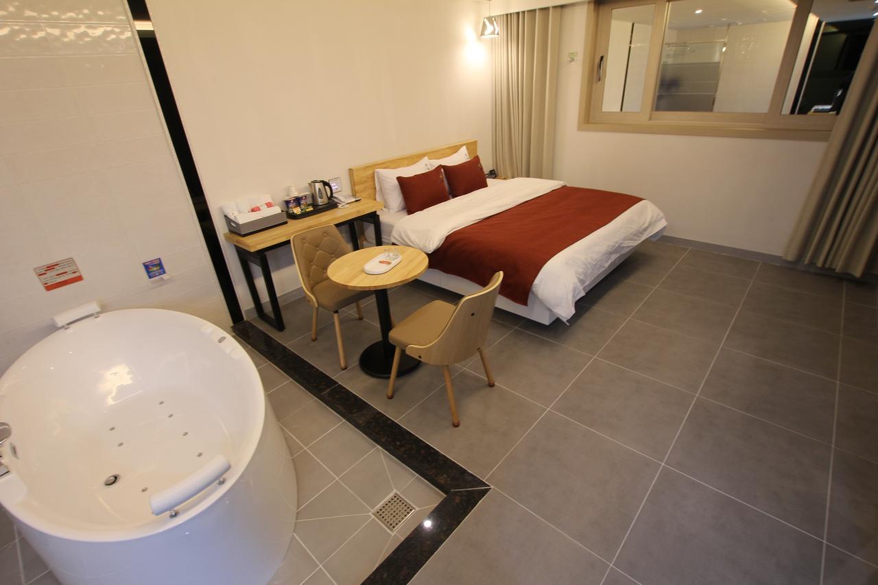 Jade Hotel Ilsan Ni Eksteriør bilde