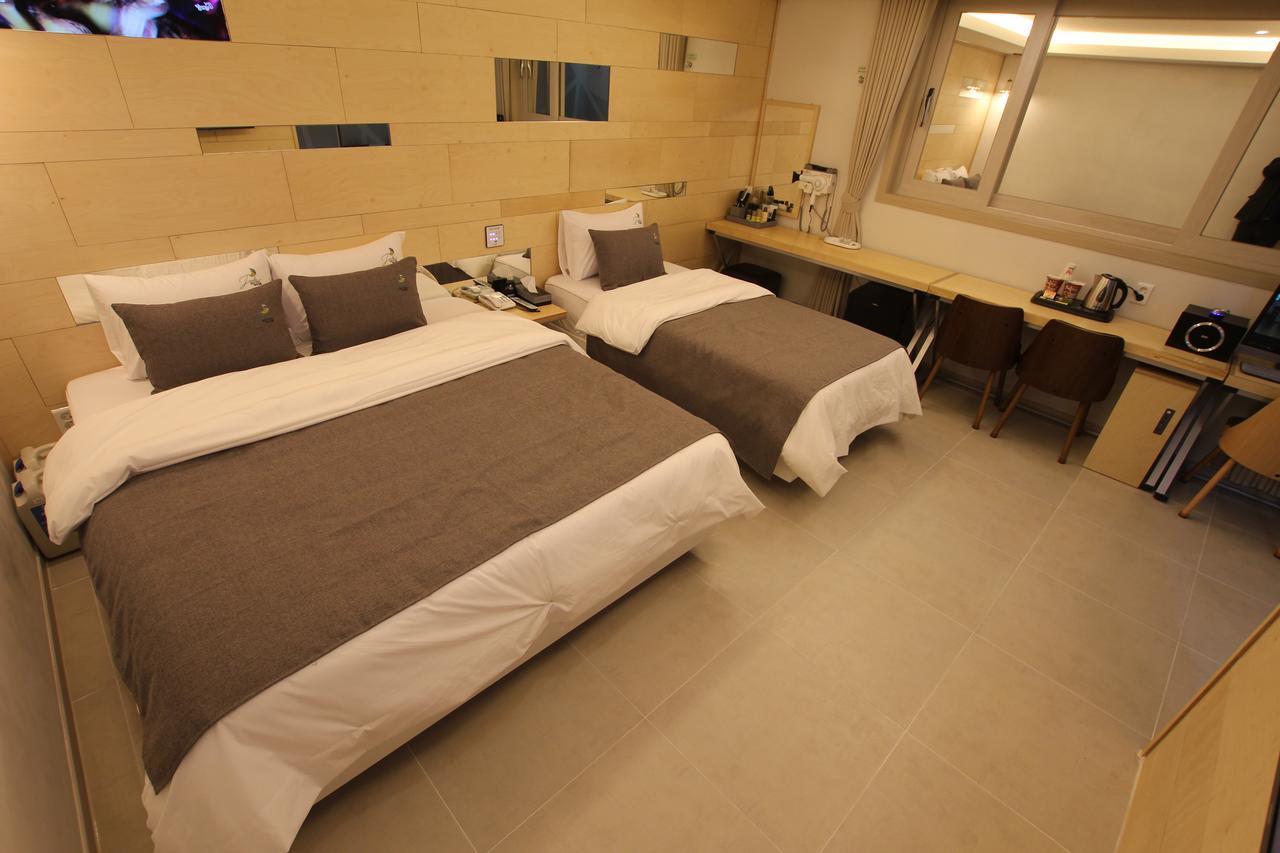 Jade Hotel Ilsan Ni Eksteriør bilde